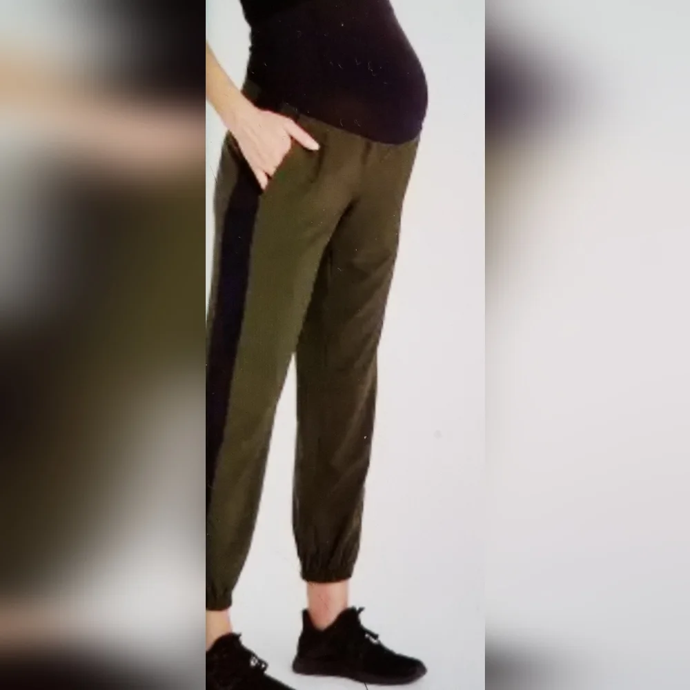NwT  Patented Over belly stretch woven maternity jogger pants size med - Picture 3 of 12